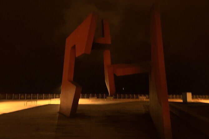 Art and culture - San Sebastian - La Concha Pasealekua: walking the city’s best-known promenade