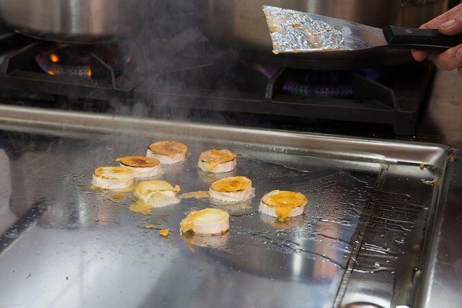 Basque cuisine cooking class - Basque Cheesecake: Finishing With a Sweet That Feels Like an Ending
