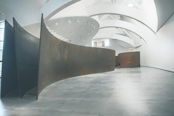 Bilbao, Guggenheim & Getaria: A Private Day Tour Adventure - Timing, comfort, and the vehicle question