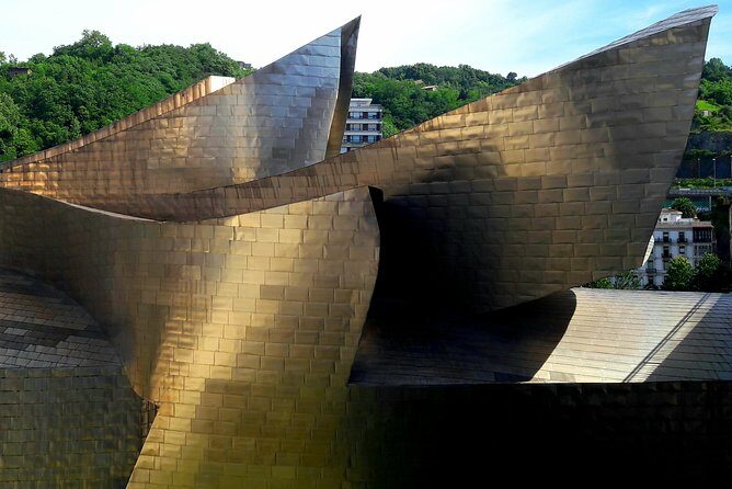 Bilbao & Guggenheim museum - The guide experience: why names like Dani and Juan mattered