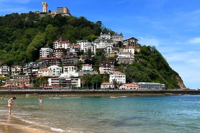Discover the History, Market, Wine & Pintxos in San Sebastian - Zurriola Hondartza: surfing beach, youth energy, local texture