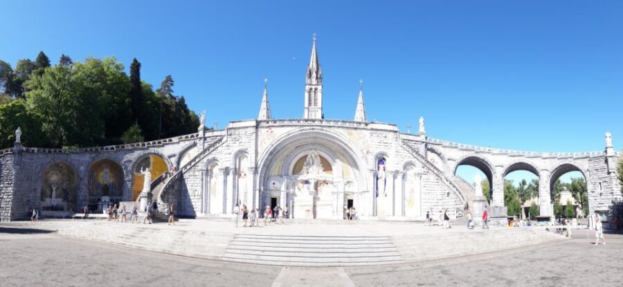 From San Sebastian: Lourdes Private Full-Day Tour - Why this Lourdes day trip from San Sebastián feels more personal