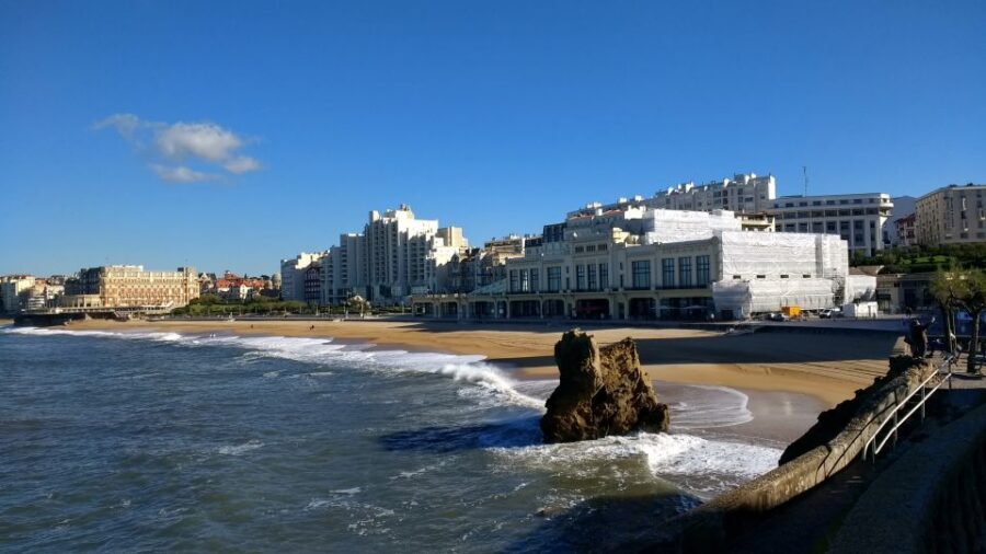 From San Sebastian or Bilbao: Biarritz and French Coast Tour - From Biarritz to Saint Jean de Luz: Basque towns with real character