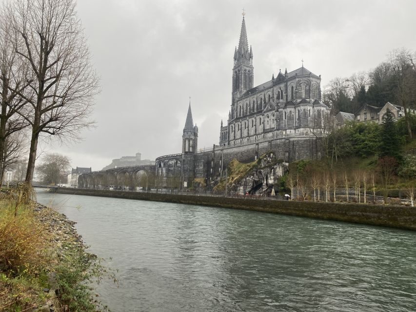 From San Sebastian: Sanctuary of Lourdes - A Morning Start from San Sebastián: Worth the Early Wake-Up