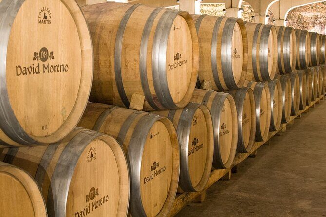 Full Rioja Wine Tour with Lunch from San Sebastian Private Tour - Stop 4 in Laguardia: 13th-century walls, guided walking, and panoramic views