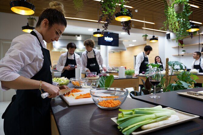 Local Cooking Class in San Sebastian - Key things that make this class worth your time