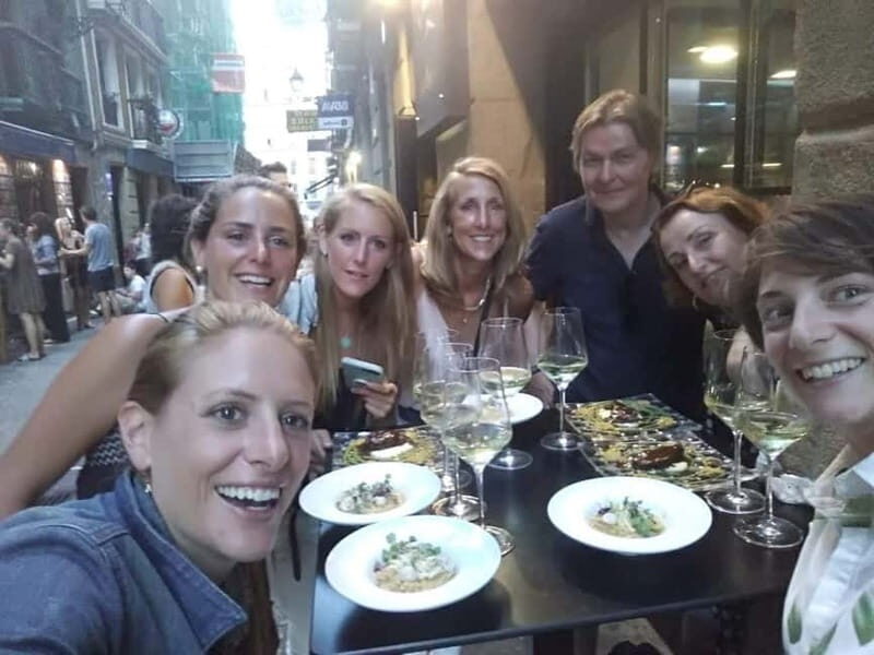 Premium Evening Pintxos Tour in San Sebastian’s Old Town - Why a Premium Pintxos Tour Makes Sense in San Sebastián