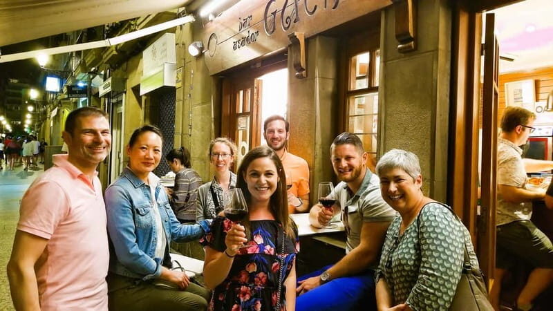 Premium Evening Pintxos Tour in San Sebastian’s Old Town - The 2.5-Hour Old Town Loop: How the Tasting Dinner Actually Plays