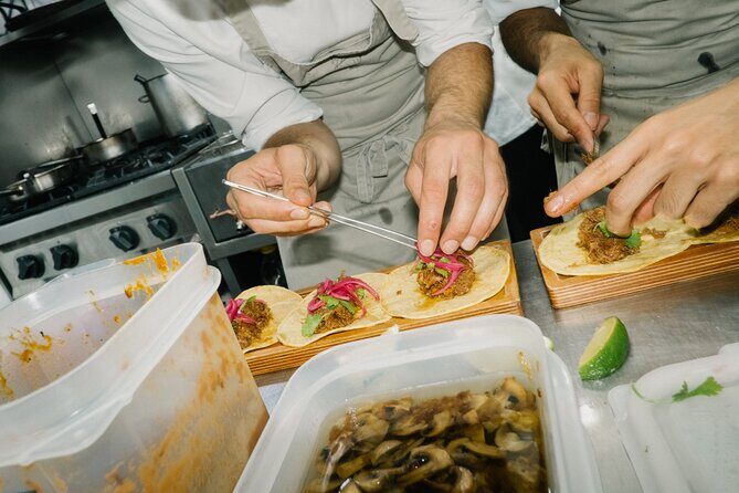 Private Hungry City Walking and Food Tour from San Sebastian - Mercado de San Martín: Fresh Food Energy and Easy Samples