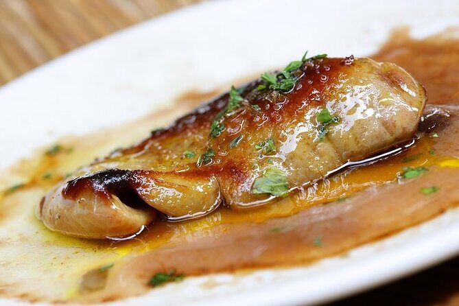 Private San Sebastian Food Tour: Pintxo Tasting & Spanish Wines - Parte Vieja Stop: Five Pintxo Bars and the Bar-Scene Rhythm