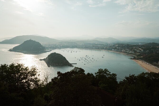 Private San Sebastian Highlights & Pintxos Tour - Monte Igueldo: the quickest way to get your bearings