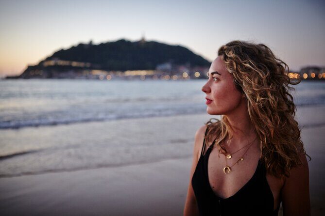 Private Sunset Photo Session on La Concha Beach - Walking the Bay: Sea Views and Railing Ornamentation
