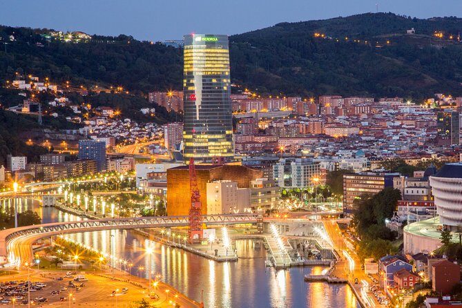 Private Tour Bilbao, Guggenheim & Gaztelugatxe from San Sebastian - Quick highlights before you go