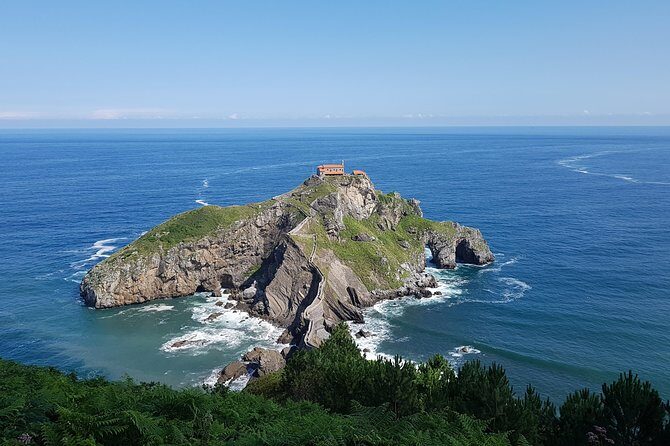 Private Transfer Tour San Sebastian to Bilbao along the Basque Coast - Gernika-Lumo: where the story has weight and the timing gives it room