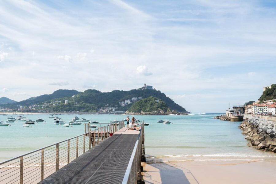 Private walking tour in San Sebastian - Downtown landmarks that set the tone (City Hall, cathedral, and a hotel pass-by)