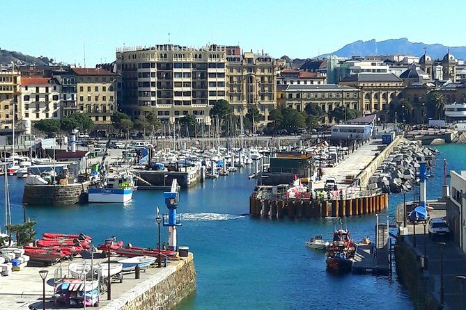 San Sebastian and Biarritz Private Day Tour - Stop 2: Donostia–San Sebastián Old Town and Basque food energy in about 3 hours