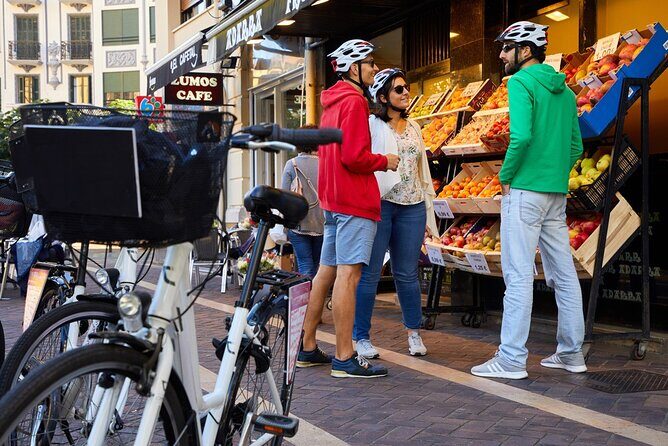 San Sebastian E-bike trour: Basque History and Cultural. - Gros (Galtzada Nagusia) and Cataluña Plaza: real life, not just scenery
