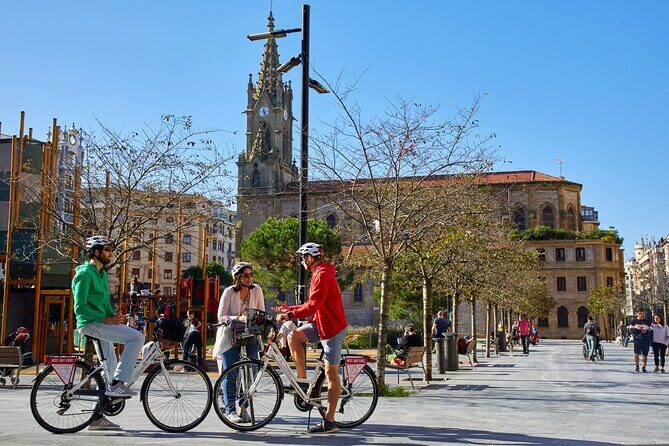 San Sebastian E-bike trour: Basque History and Cultural. - La Concha Beach: why the views are only half the story