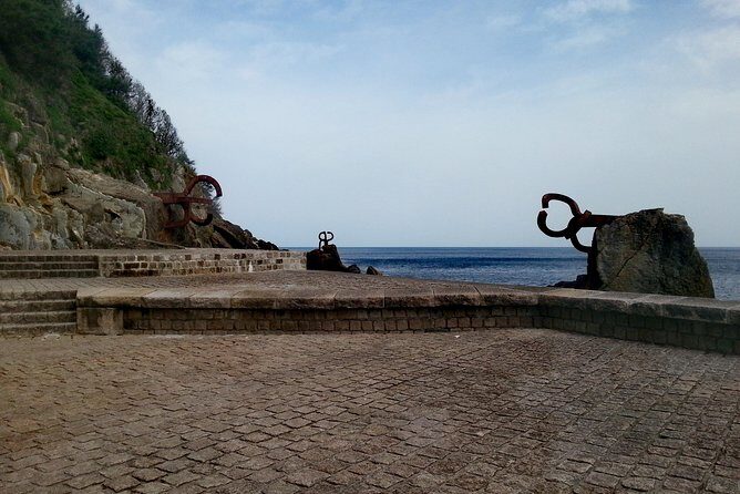 San Sebastian Highlights Private City Tour with Hotel Pick up - Miramar Palace: Royal Summer Gardens Over La Concha Bay