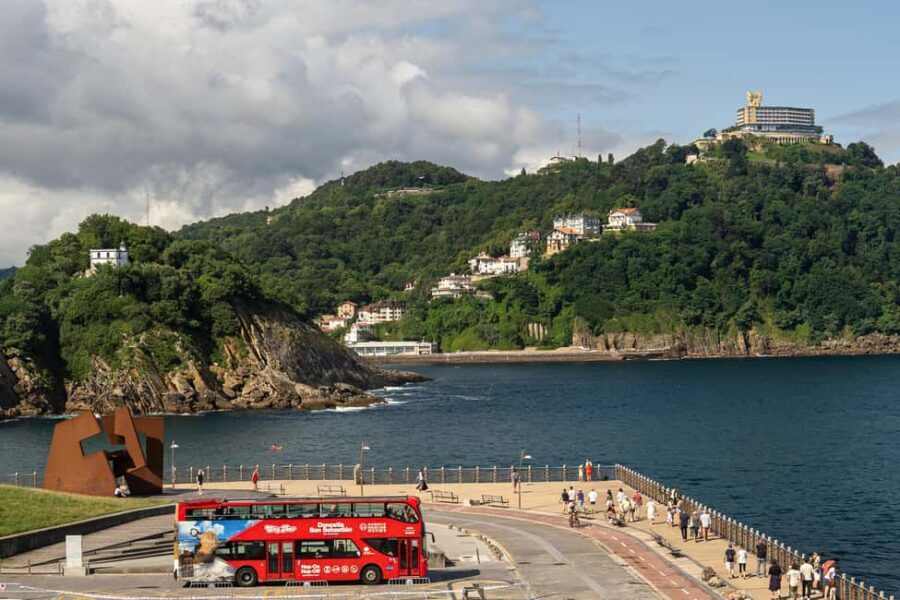 San Sebastian: Hop-On Hop-Off City Tour Bus - Why this bus is a good move in San Sebastián