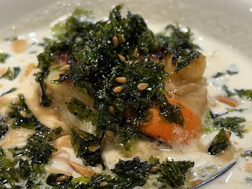 San Sebastian: Market, Pintxos and Wine Tasting Tour - Wine, cider, and licor pairings: what you’ll sip across the old town
