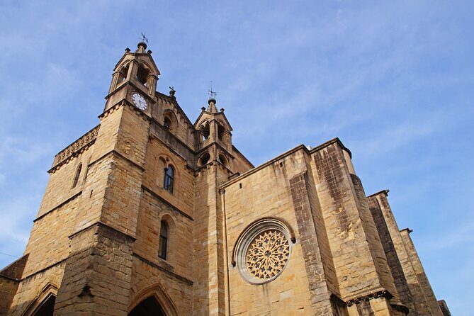 San Sebastian: Old Town Exploration Game and Tour - San Sebastián’s Old Town route, clue by clue