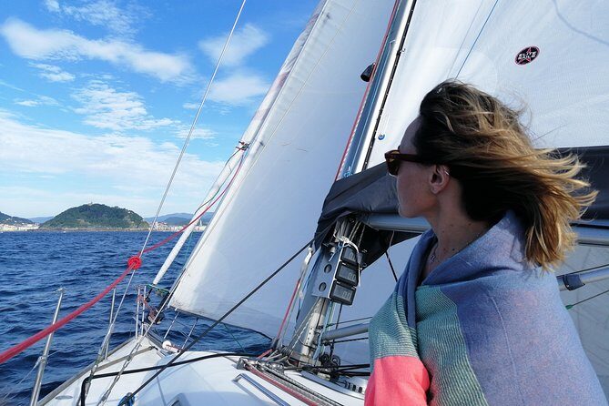 San Sebastian Private Sailing trips & Socioeducational boat tours - The Core Itinerary: La Concha Beach and the Bay Views