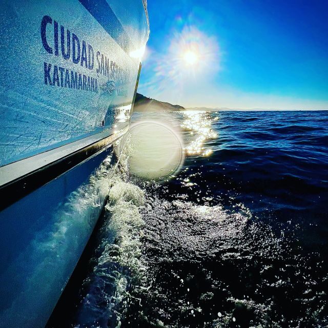 San Sebastian: Sustainable Catamaran Cruise with Audio Guide - Silent catamaran views around La Concha
