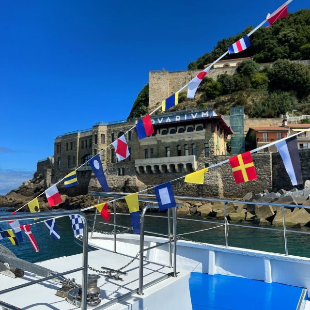 San Sebastian: Sustainable Catamaran Cruise with Audio Guide - Kursaal views: modern architecture from the water