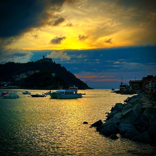 San Sebastian: Sustainable Catamaran Cruise with Audio Guide - Miramar Palace and the sea wall: finishing your skyline loop