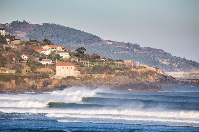 Surf the Basque Country Day trip - Private experience - The Basque picnic spread: lunch that actually matches the region