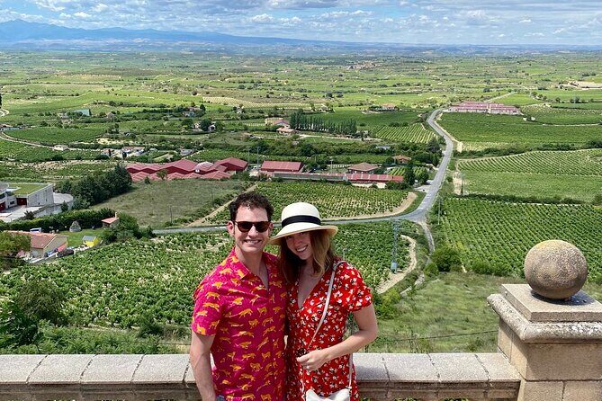 The Real Rioja Explore Tour - Private experience - Villabuena de Alava: a four-generation winery tour plus tapas with vine views