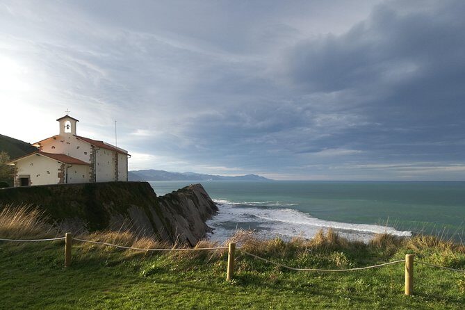 Visit Dragonstone From San Sebastian - Getaria Fishing Port: Grilled Fish, Txakoli, and Famous Basques