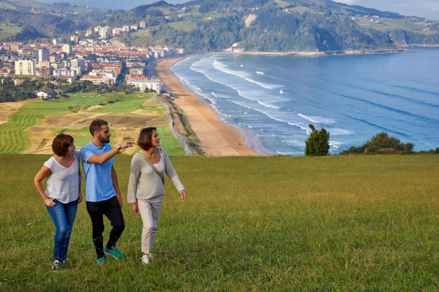 Zarautz, Getaria and Zumaia from San Sebastian - Small group vs private: who this fits best